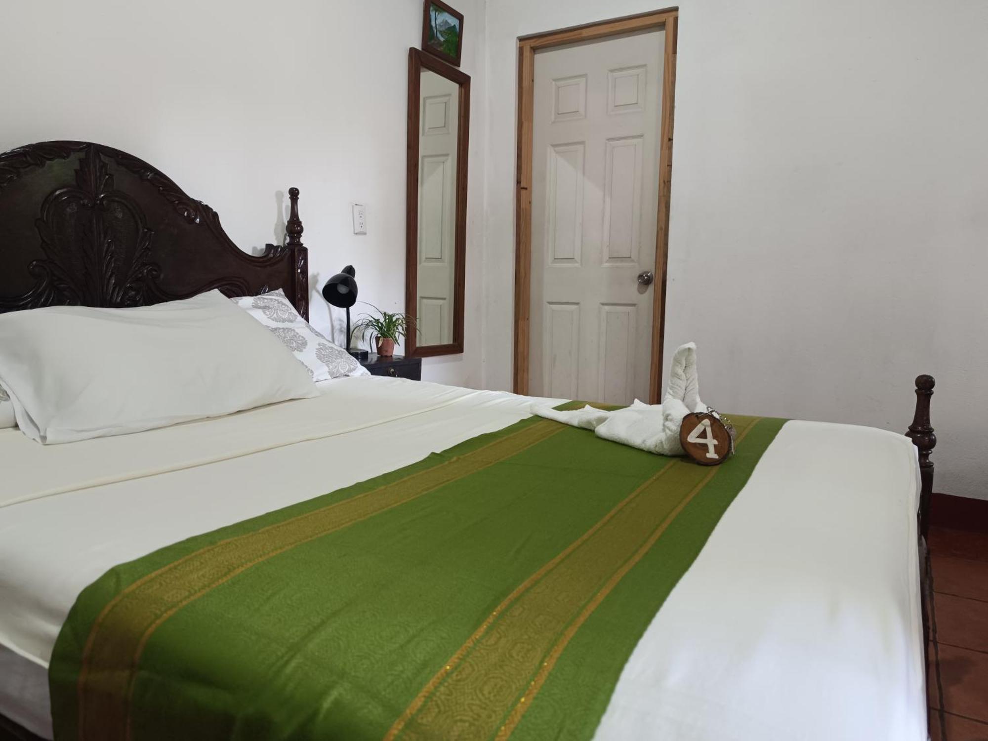 Casa De Los Berrios León Εξωτερικό φωτογραφία